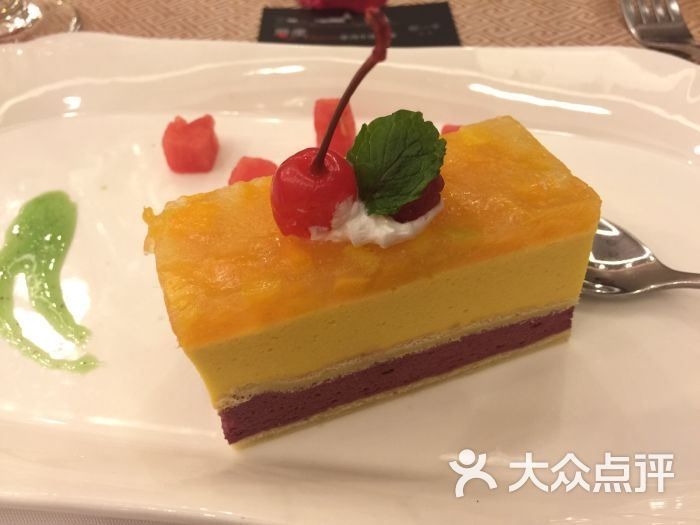 覆盆子千层蛋糕