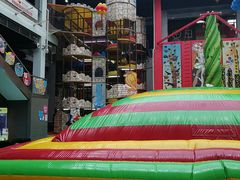 -蒙特利亲子乐园