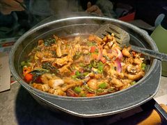 -蛙小侠·沸腾砂锅(西关新天地店)