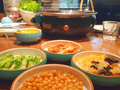 -明洞阿姨·韩式酱蟹烤肉·创意料理(三元桥店)