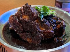 -老码头黑皮肘子锅包肉(赣水路店)