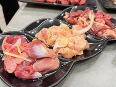 -啊美丽炭火烤肉(滑翔一店)