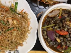 -大富蚝乌东哥饭店·石锅鱼杂·柠檬鸭(革新路店)