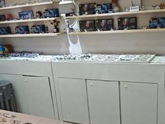 -天空之镜眼镜店蔡司依视路授权店(天通苑店)