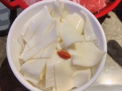-沪小胖小龙虾(淮海中路旗舰店)