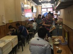 大堂-真素诚·清真(新华路店)