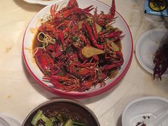 -老街烧烤大排档·地道湖北菜·龙虾馆(汉口火车站店)