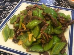-八两八金·莱芜特色炒鸡(市南漳浦路店)