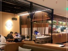 大堂-耶里夏丽·丝路新疆菜·清真食品(徐汇南丹东路臻选店)