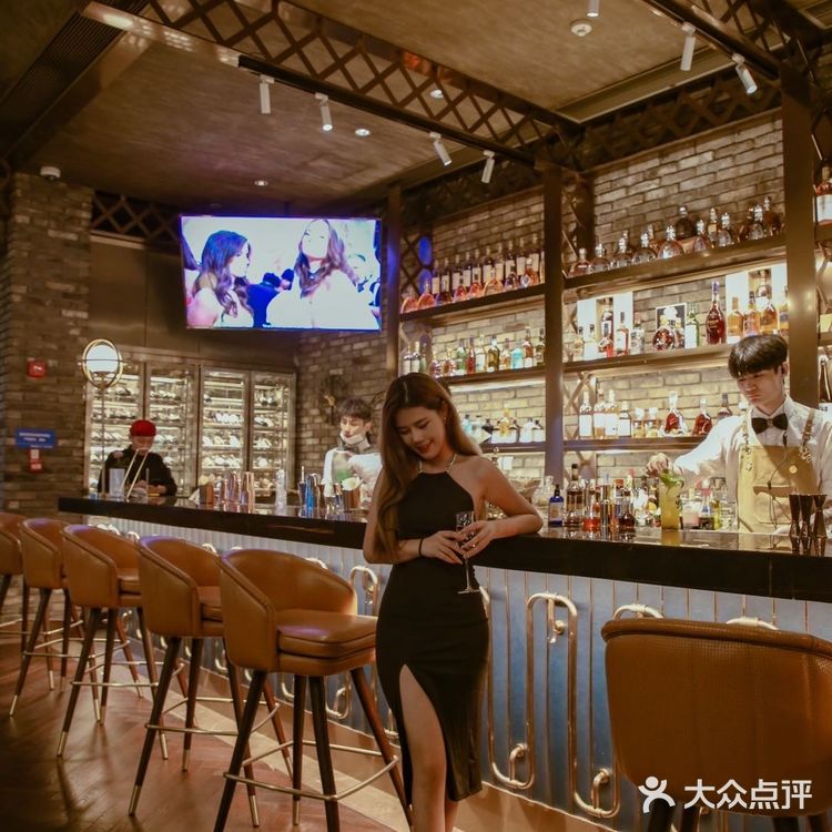 成都最美高空酒吧‼️刘亦菲也来打卡过