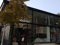 -桉树林A coffee 森林餐厅(三圣乡店)