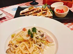 -鲨鱼美式餐厅酒吧Sharky