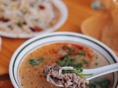 三中高皇招牌羊汤-三中高皇羊肉馆