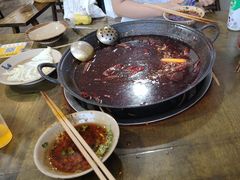 -黄潇洒老火锅(九眼桥宏济巷店)