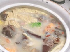 -三人行骨头王火锅(长寿店)