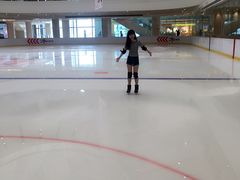 -陈露国际冰上中心(天津嘉里汇店)