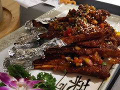 -有红鸡毛店·川菜(建设路店)