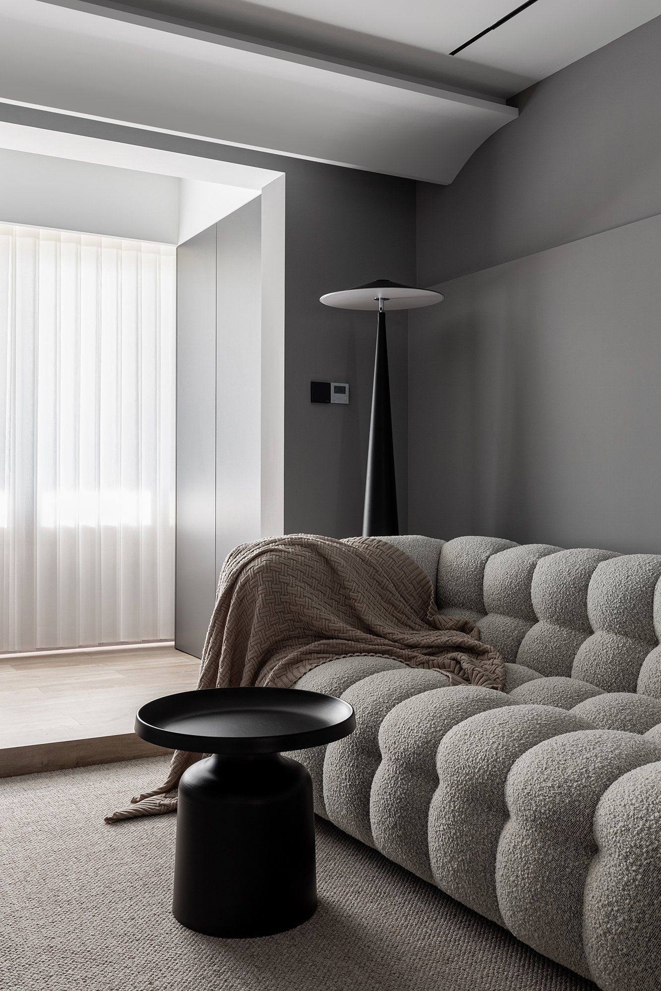 温暖属性
能让人沉溺在家的温馨小角落里

//

面积square