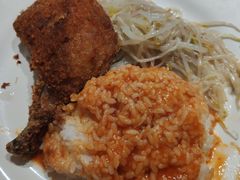 鸡腿饭-北大家园食堂