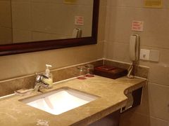 -益阳华天大酒店