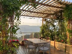 -昆明春城湖畔度假村