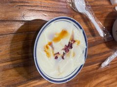 -云阿蛮云南生烫牛肉米线(奉贤路店)