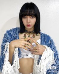 -时尚殿堂明星门店