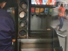 -麦当劳(湖光北街店)