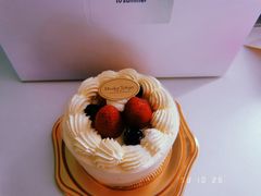 草莓奶油-布歌东京(常州购物中心店)