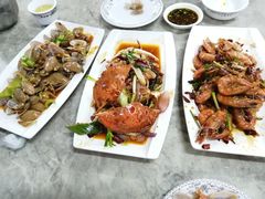 -四川小胡子海鲜(丁村万人海鲜广场店)