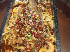 -东来菜馆•手抓海鲜家常菜•海鲜锅贴(鸽子窝店)