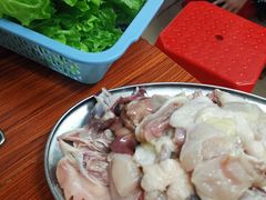 连州果园鸡-威邵鸡煲(西华路总店)