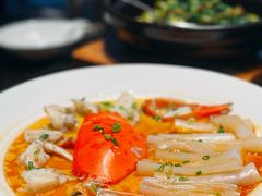 -铜锣湾·有麝自然香(渝北财富中心店)