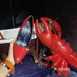《梦中的无尽谜团》小胡子的个人魅力[加油][加油][加油]