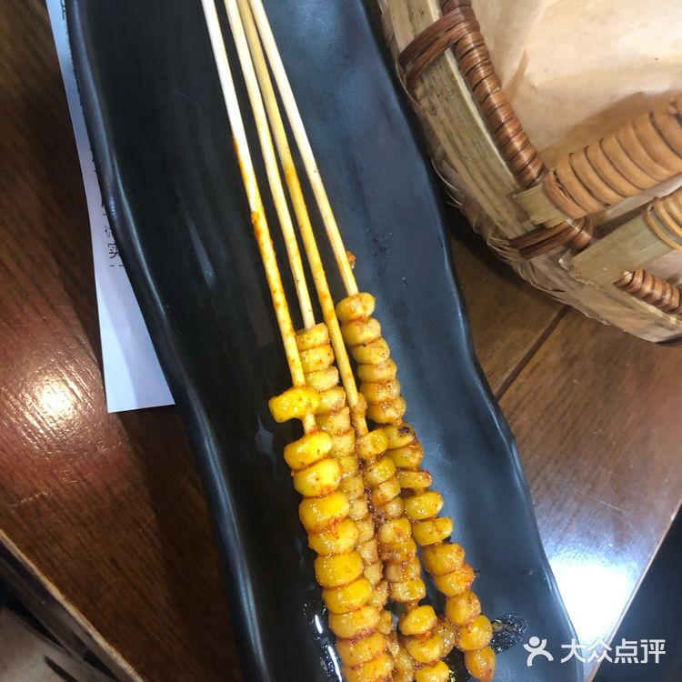 小吃种类繁多，价格不贵，分量很足，味道超级正宗