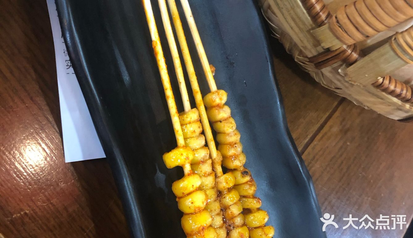 小吃种类繁多，价格不贵，分量很足，味道超级正宗