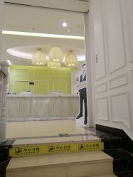 点击看大图 -广州健丽·去眼袋医疗美容机构