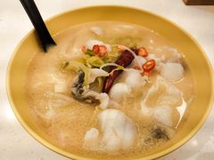 -谭仔米线(皇庭广场店)