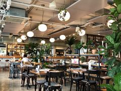 -ROAST coffee & eatery