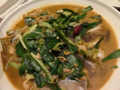 -隆江大酒店(雯婕商务楼店)