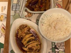 -老乡鸡(上海白玉兰广场店)