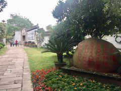 -丝绸小镇荻港古村