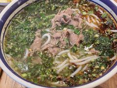 -云阿蛮云南生烫牛肉米线(奉贤路店)