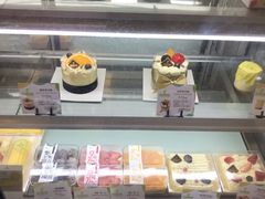面包甜点陈列柜-花园饼屋·吐司蛋糕面包(星海店)