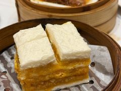 怀旧咸蛋黄千层糕-稻香饭店(龙华天虹店)