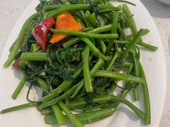 -肥仔文澳门猪骨煲(南京西路店)