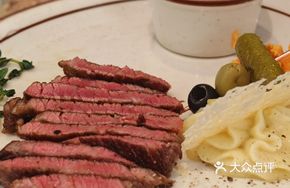Charcoal-Grilled RV Australian M5 Wagyu Ribeye Steak