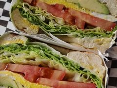 培根牛油果贝果明治-BIG BAGEL(永康路店)