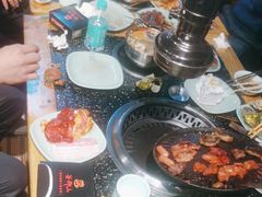 -釜御山海鲜烤肉火锅自助(新城市中心店)