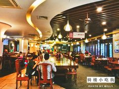 -海口骑楼小吃街